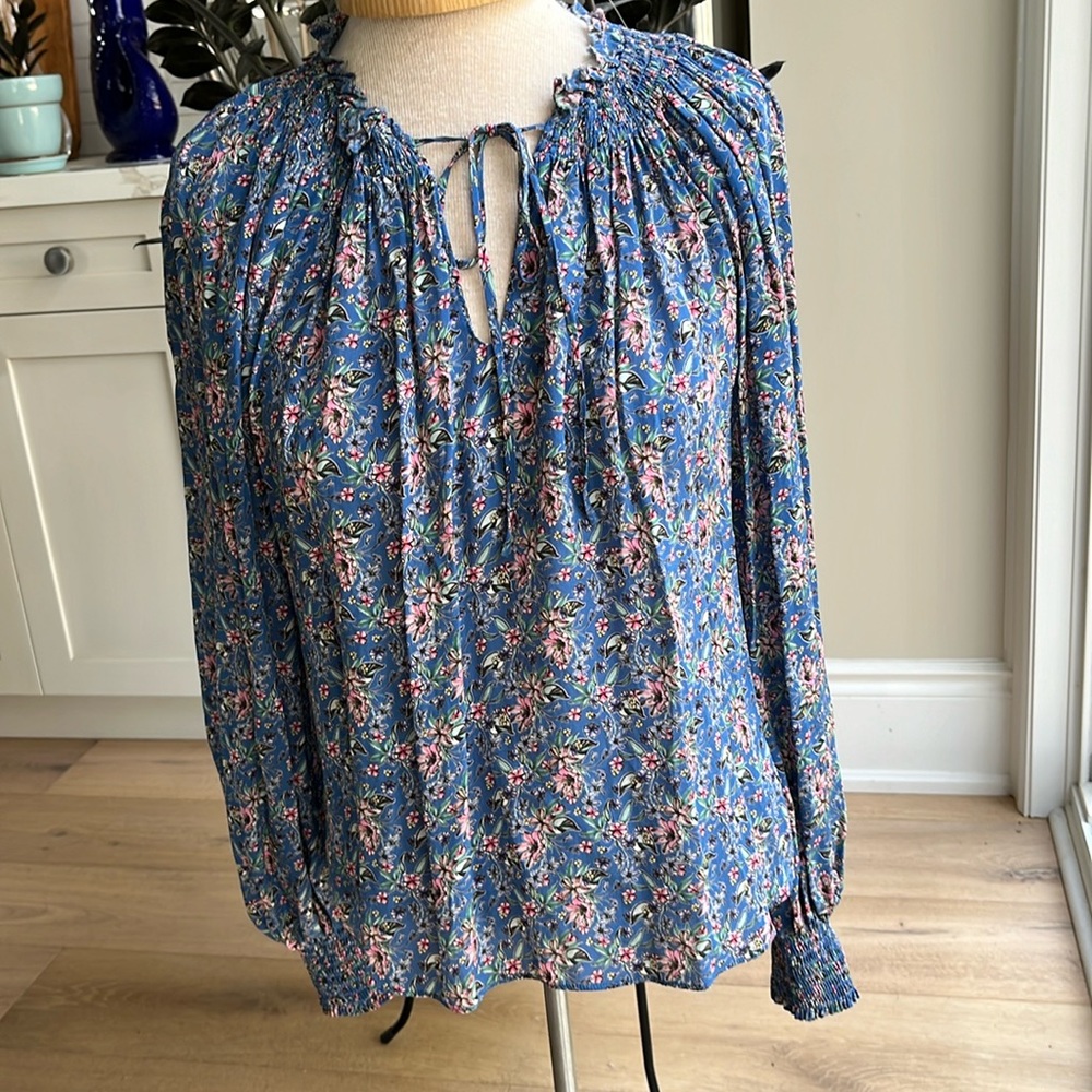 EUC Gilner Farrah blouse